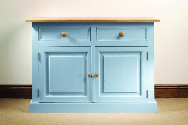 Cómo pintar muebles de pino