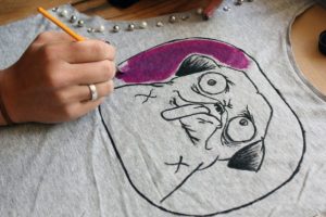 Cómo pintar camisetas